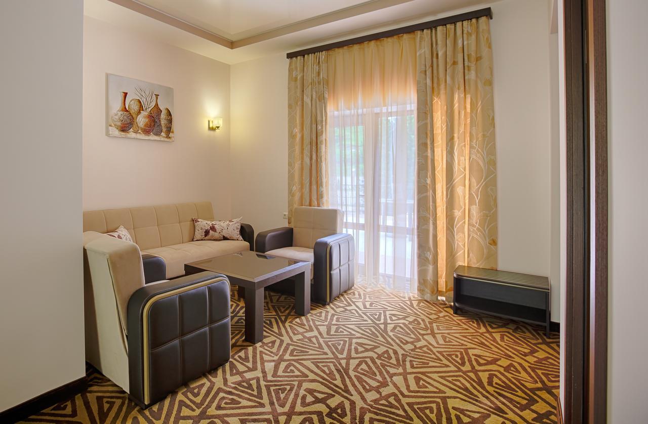 Aghveran Ararat Resort Hotel Arzakan Exterior photo