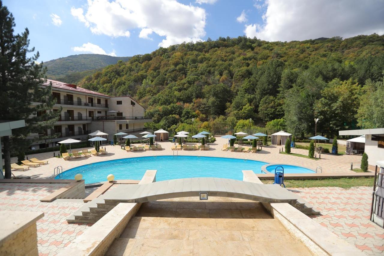 Aghveran Ararat Resort Hotel Arzakan Exterior photo